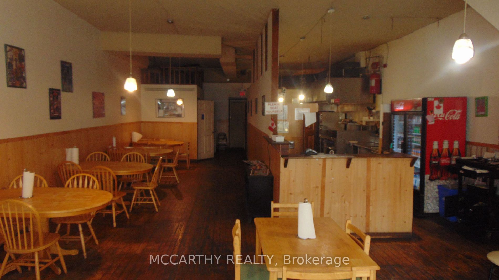 115 Main St E