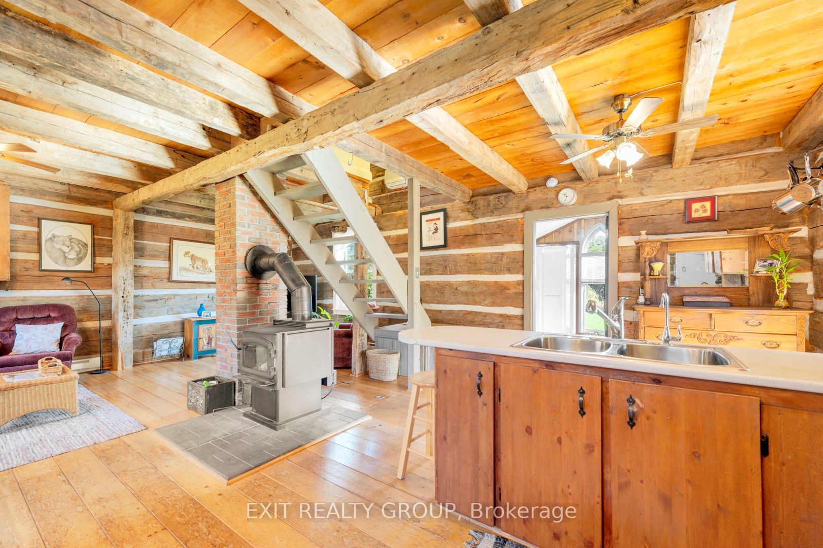 583 Lahey Rd