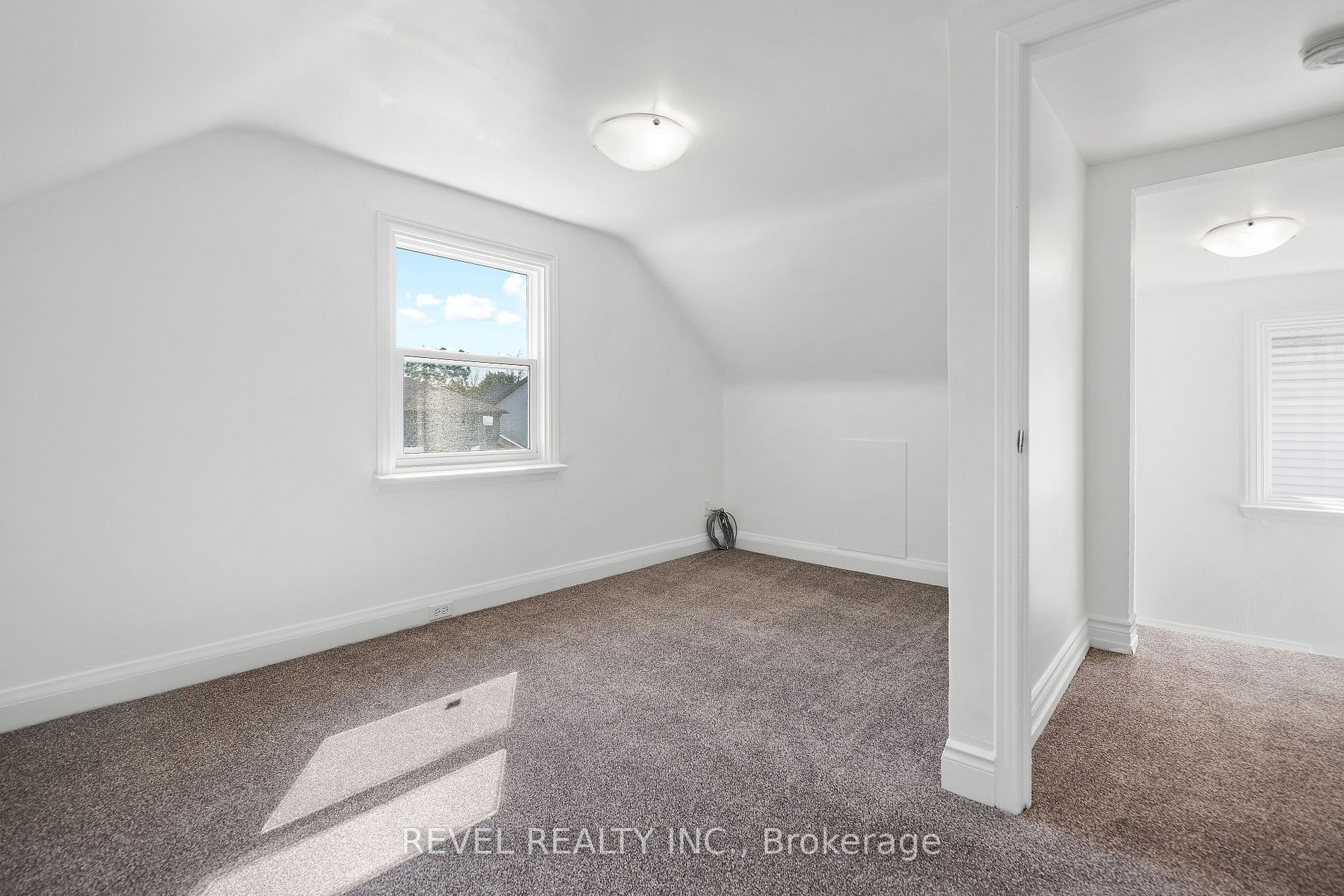 119 Pelham Rd, #Main