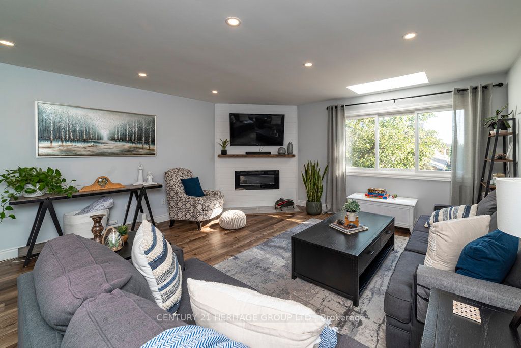 26 Moss Blvd, #77