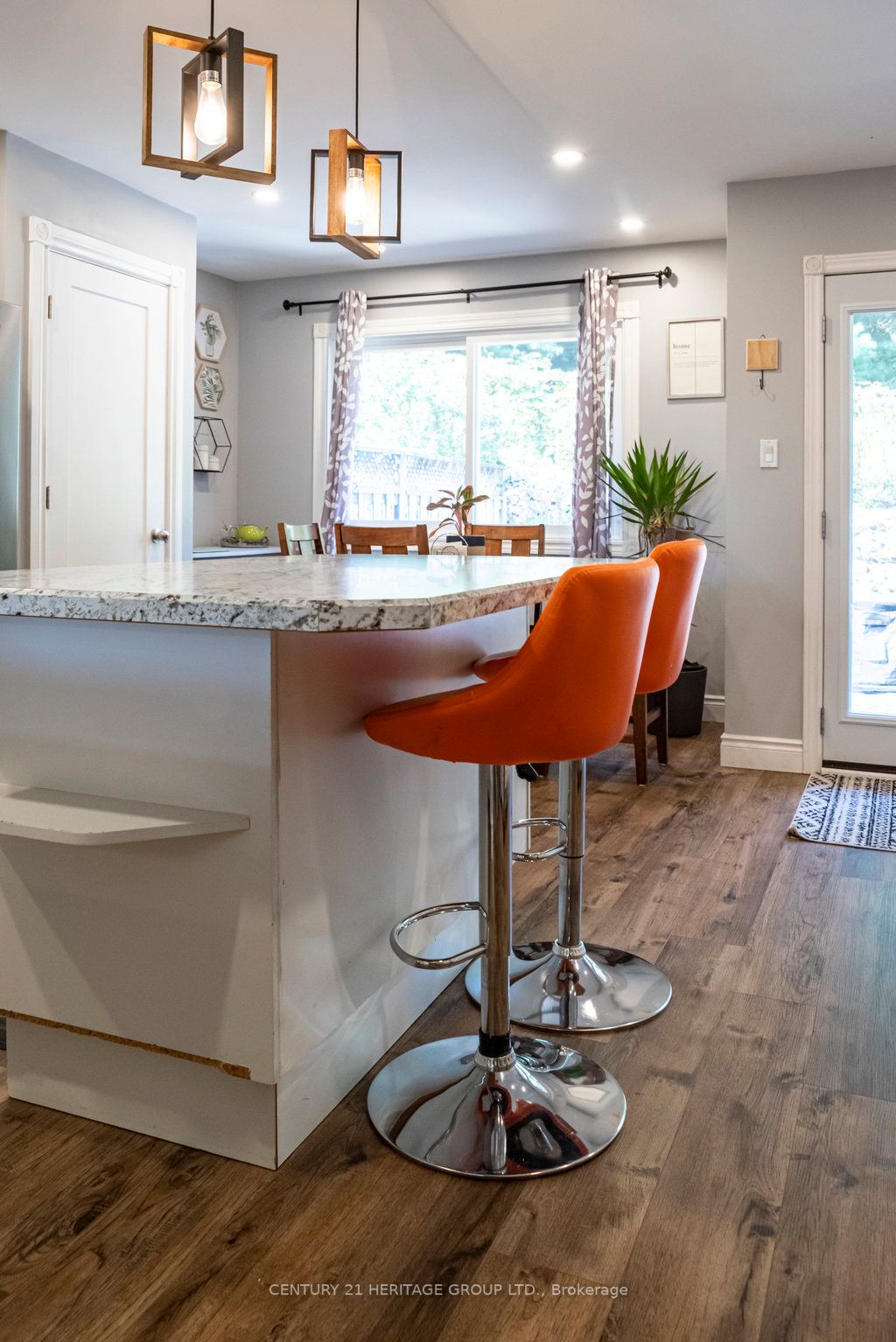 26 Moss Blvd, #77