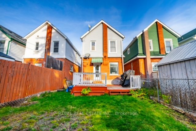 167 Adeline St