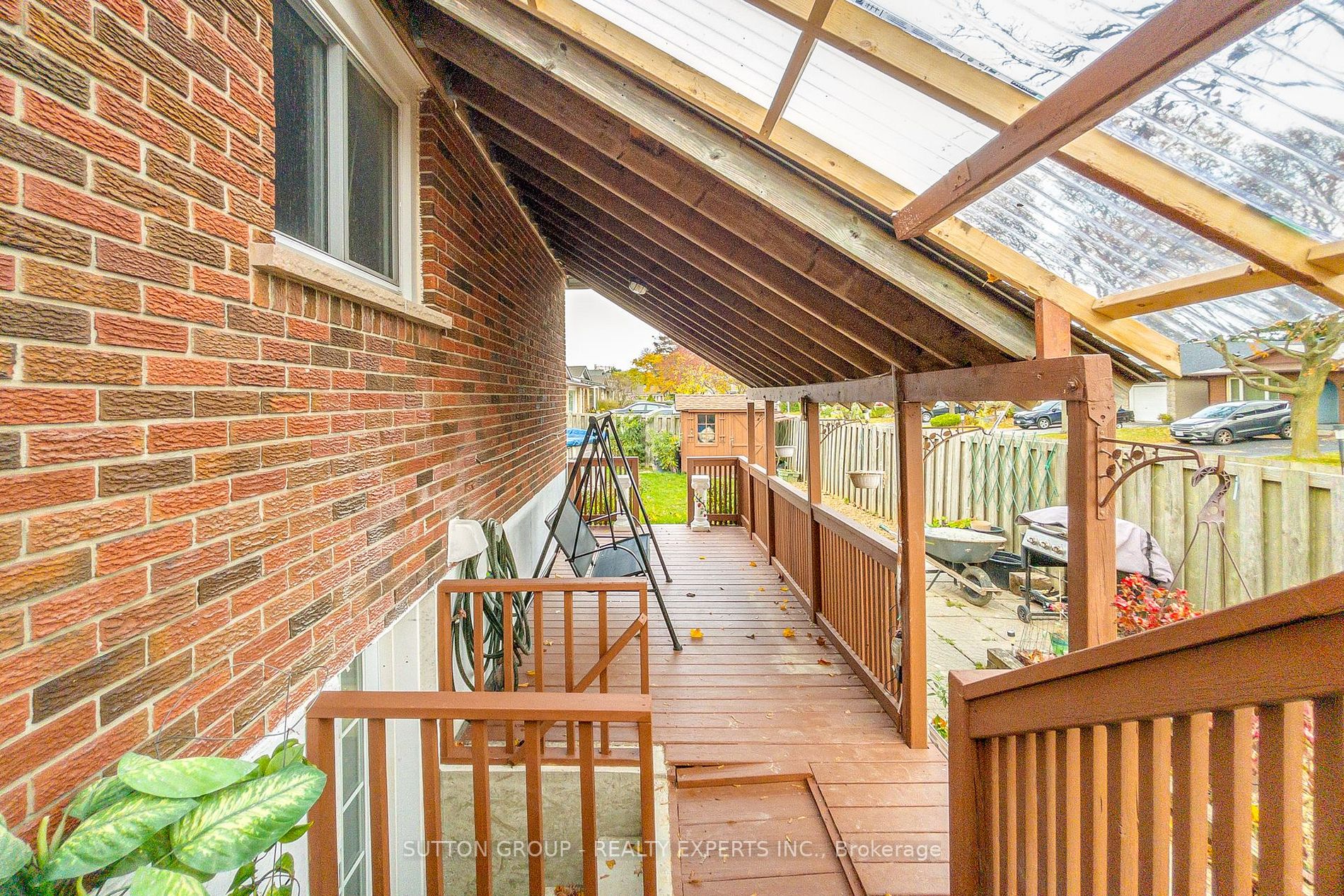 350 Brigadoon Dr