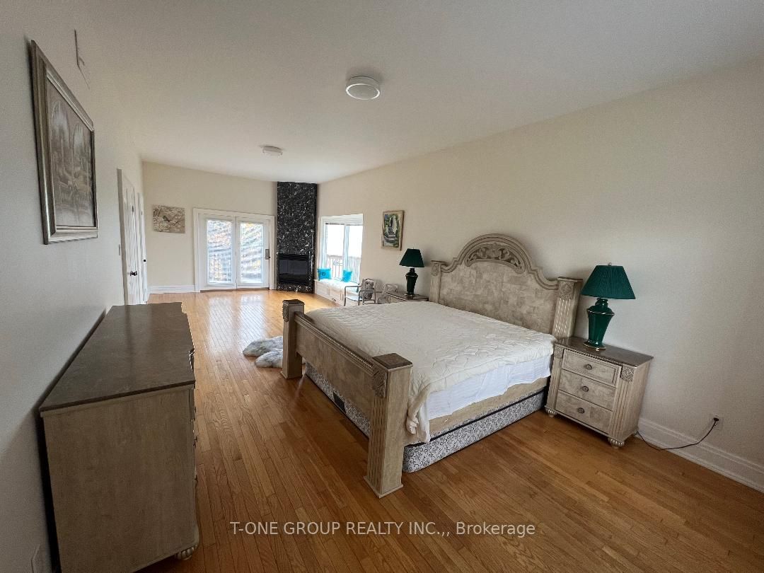411 Kerman Ave