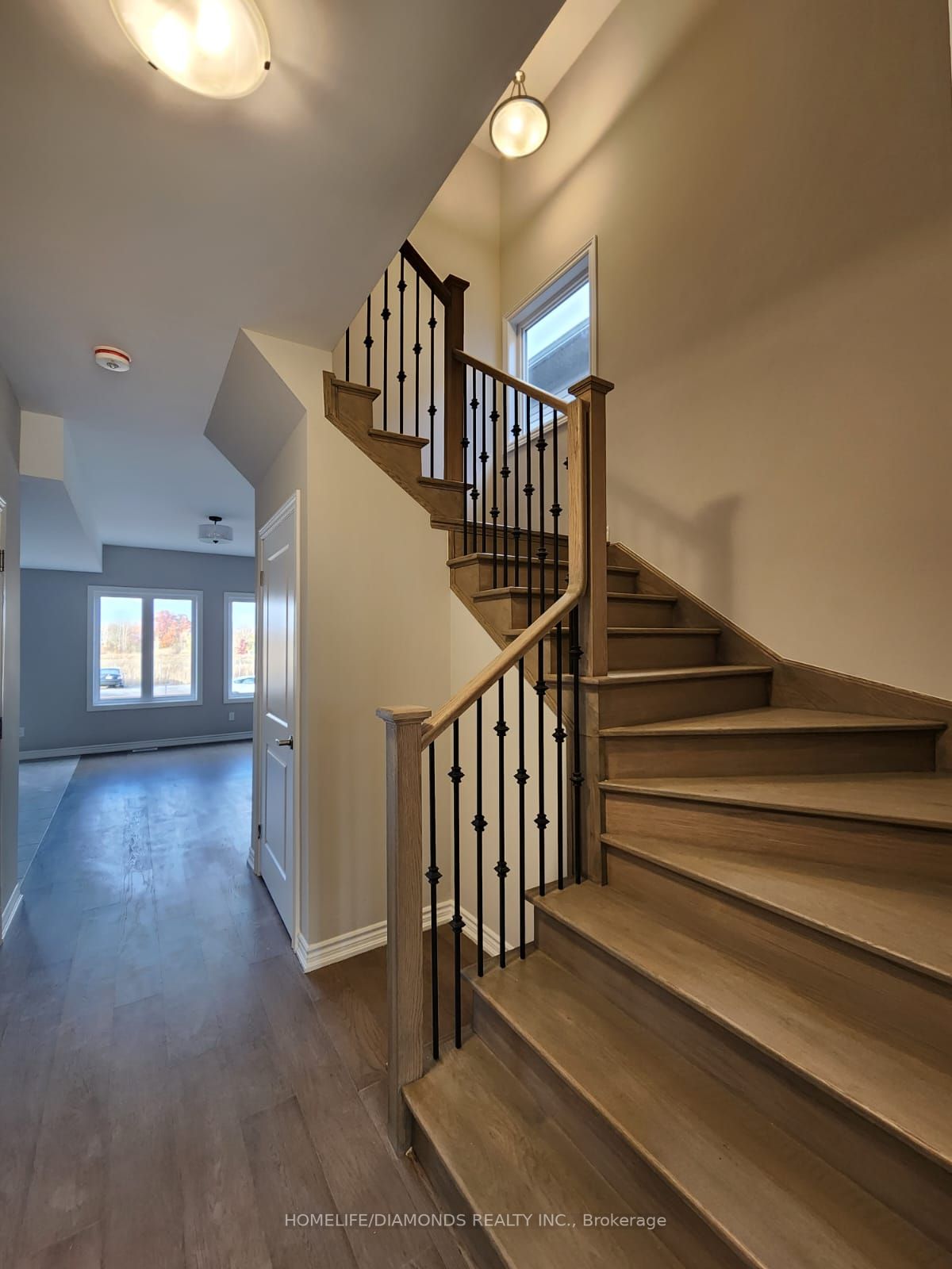97 Renfrew Tr