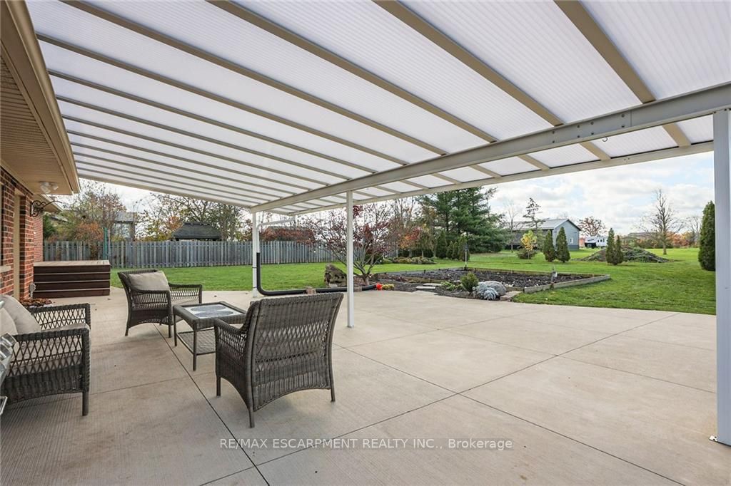 88 Kemp Rd E