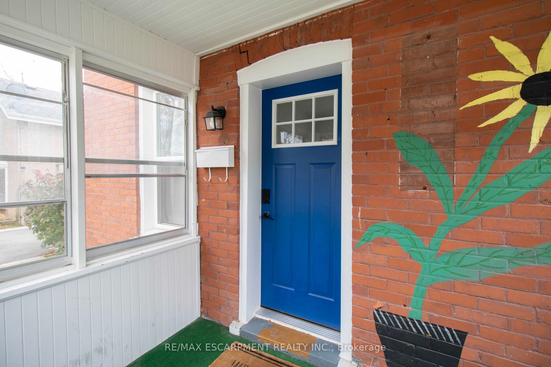 55 Eagle Ave
