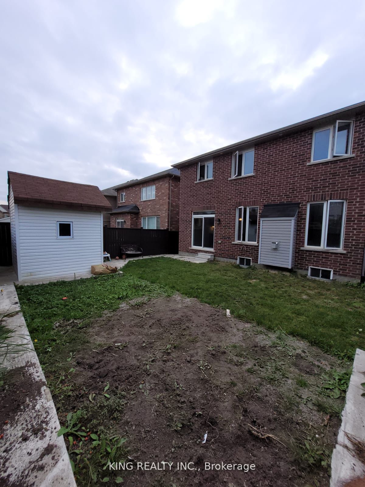 33 Pollard St