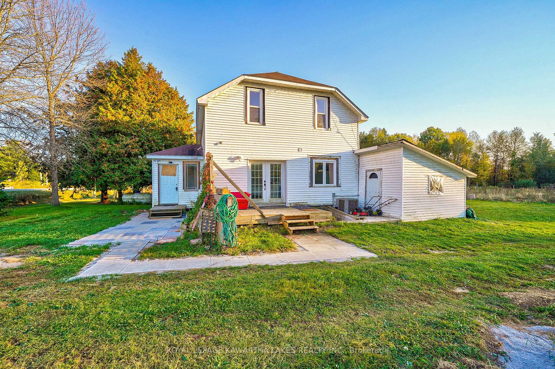 7657 Highway 35