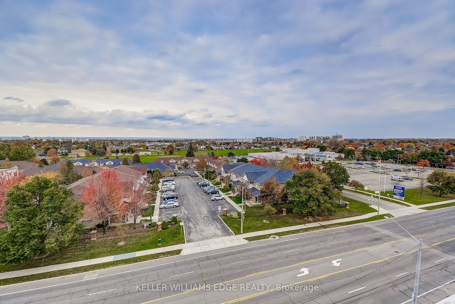 2750 King St E, #601