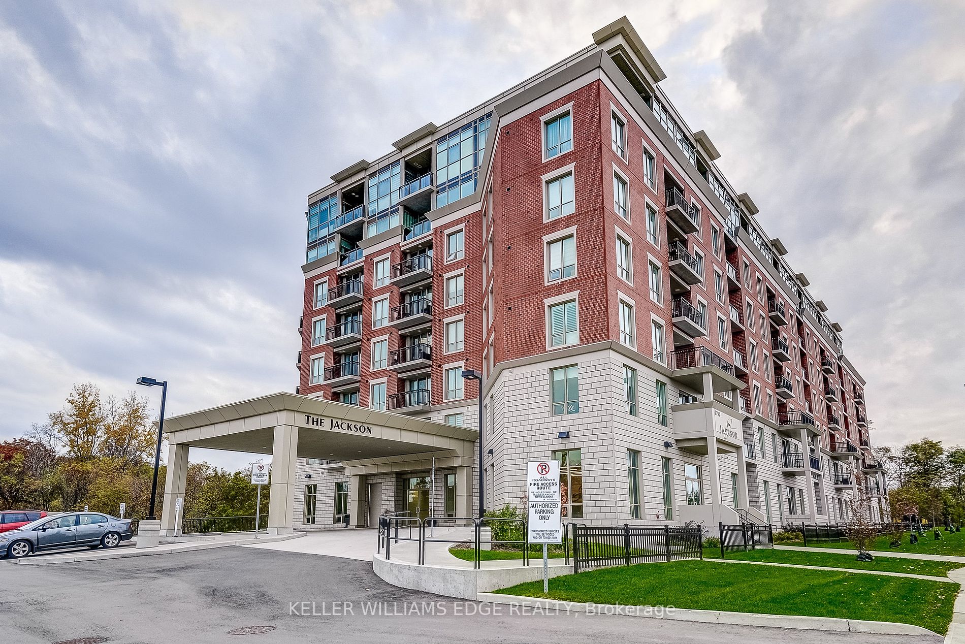2750 King St E, #601