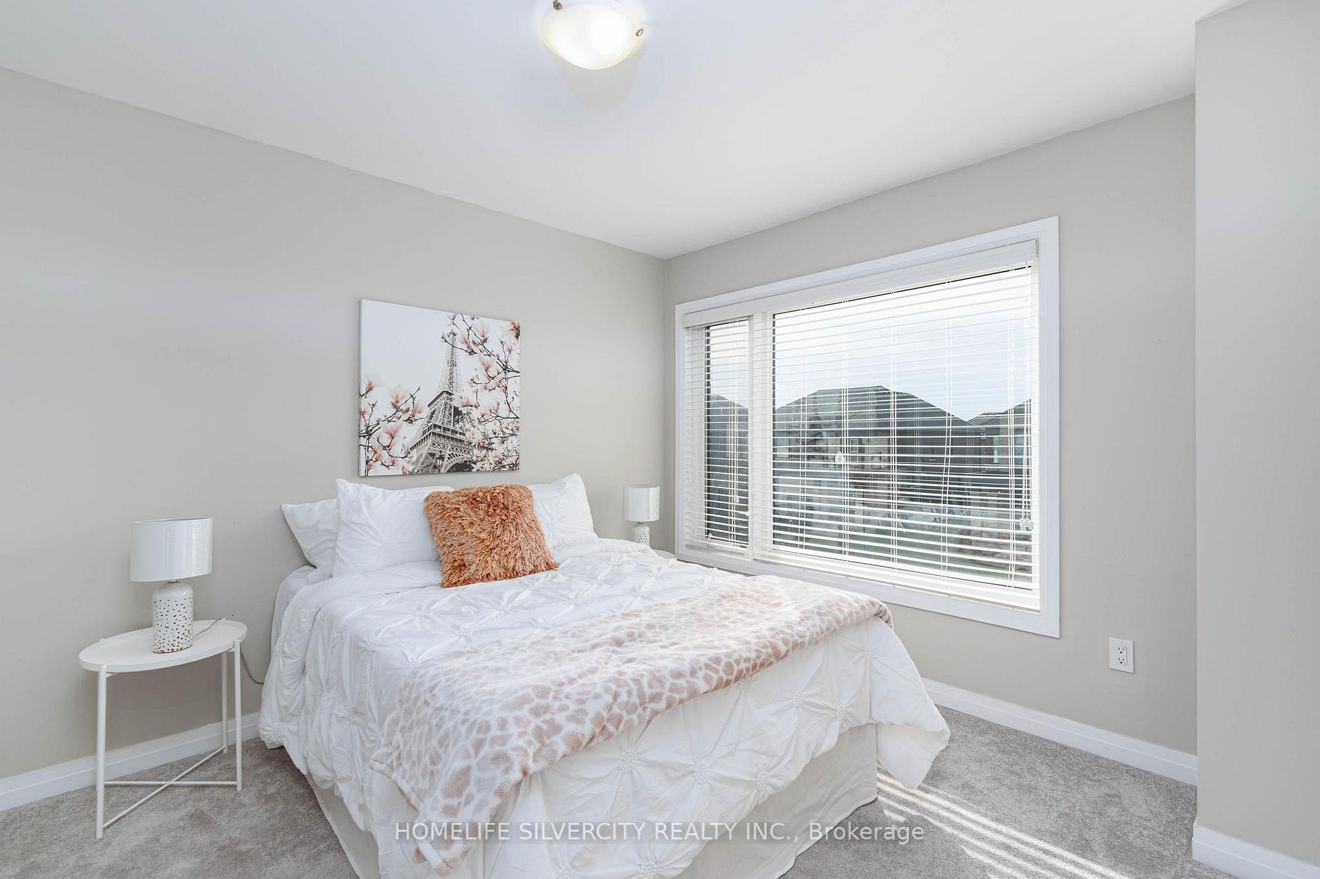 1127 Edinburgh Dr