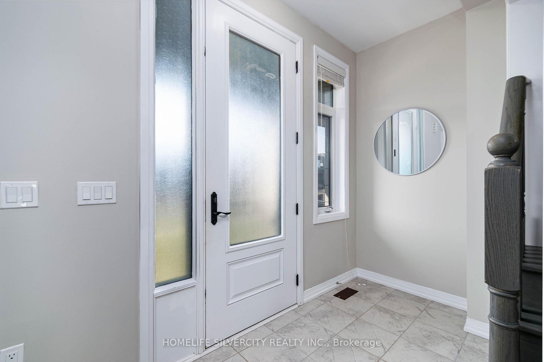 1127 Edinburgh Dr