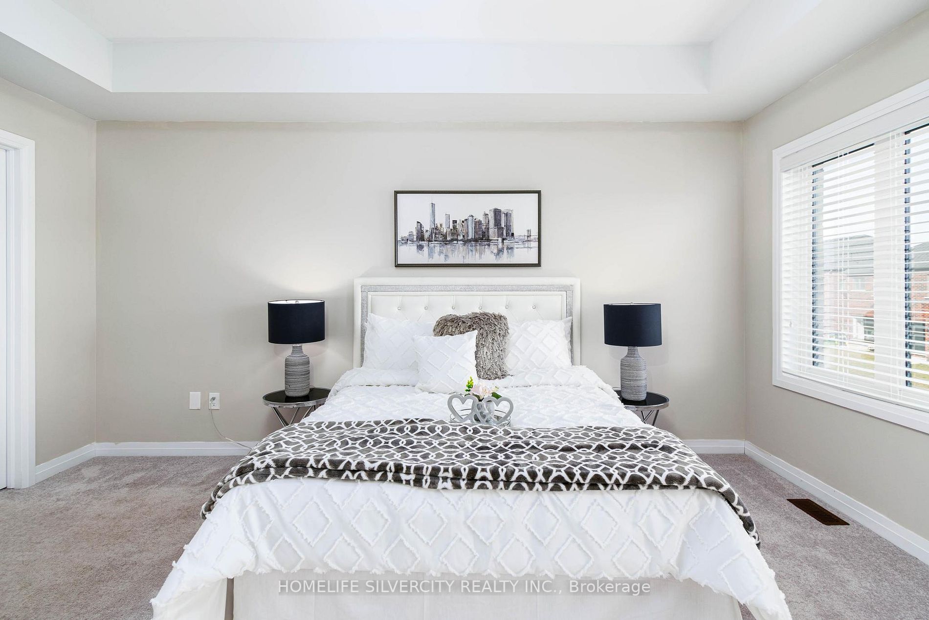 1127 Edinburgh Dr