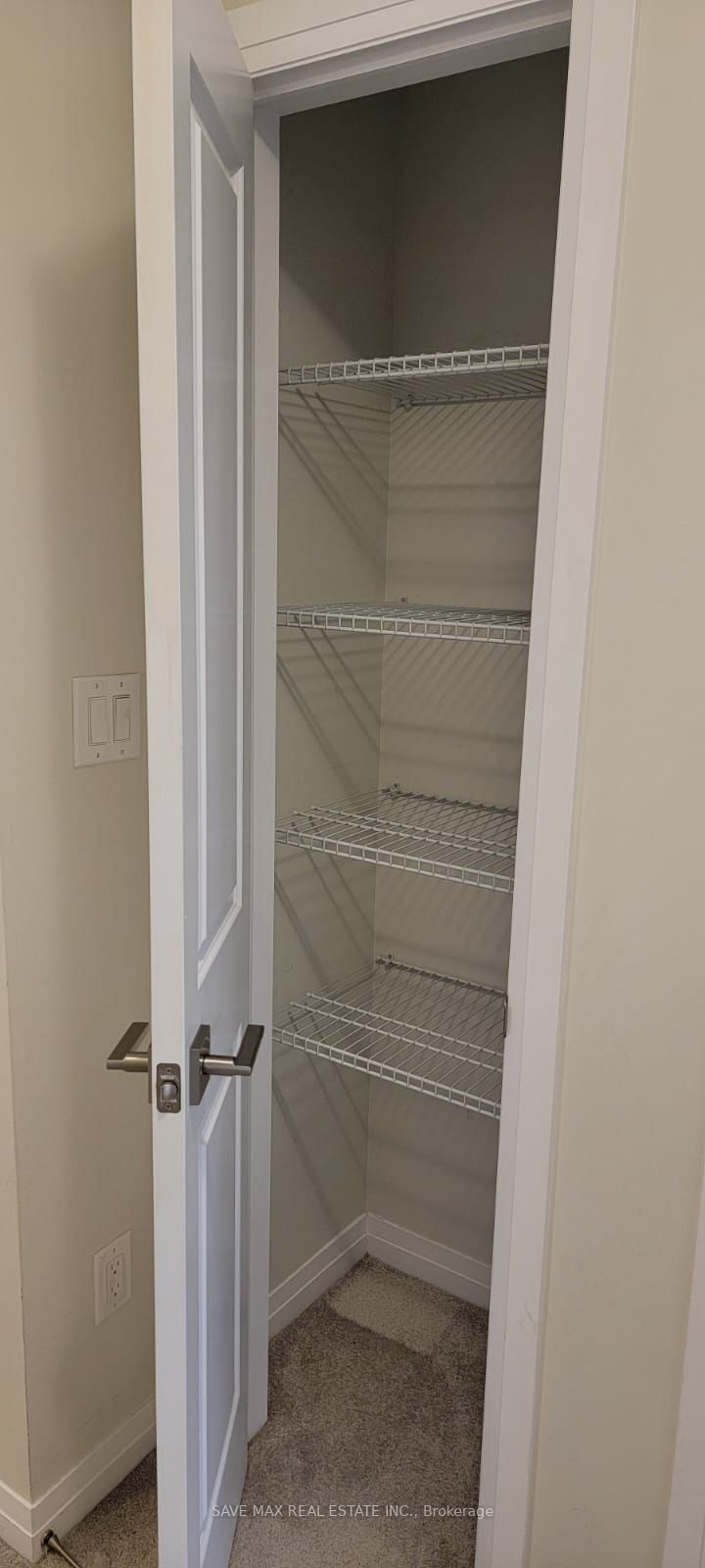 155 Thomas Slee Drive, #2H