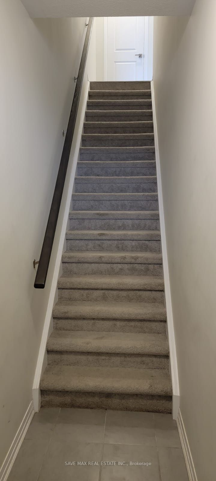 155 Thomas Slee Drive, #2H