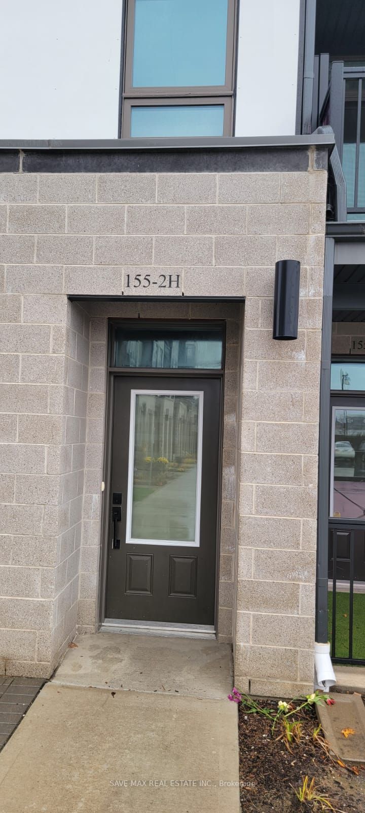 155 Thomas Slee Drive, #2H