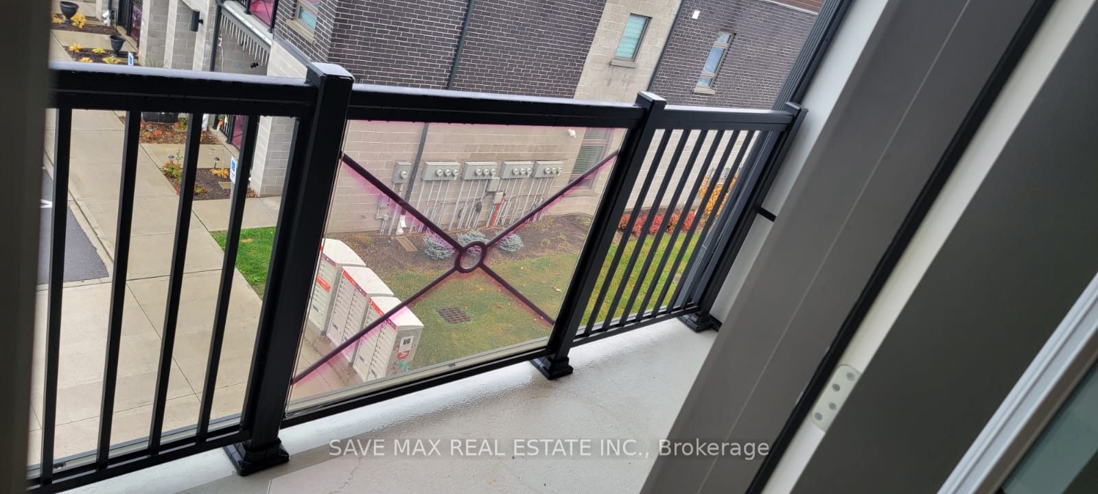 155 Thomas Slee Drive, #2H