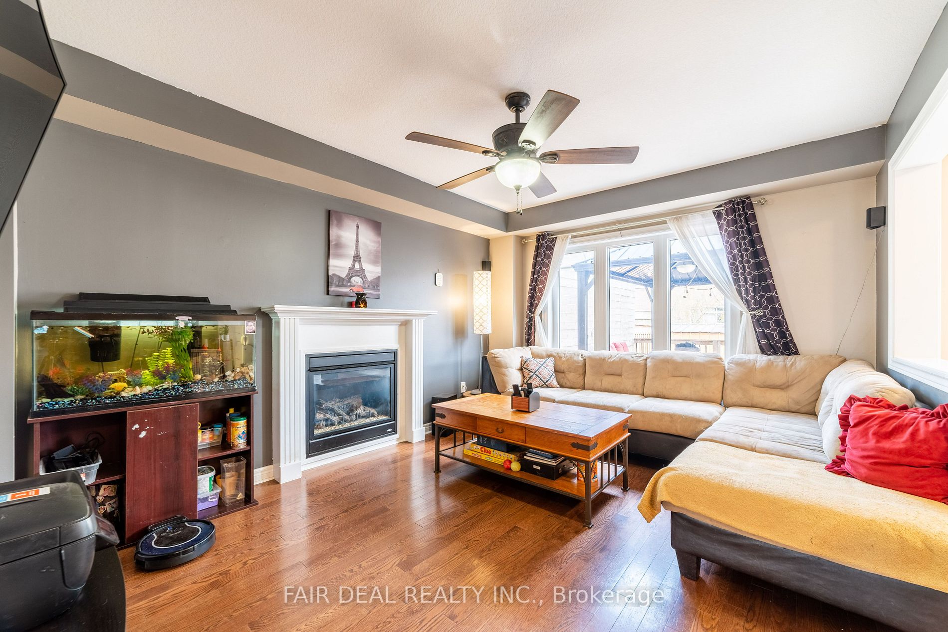 653 Baldwin Cres