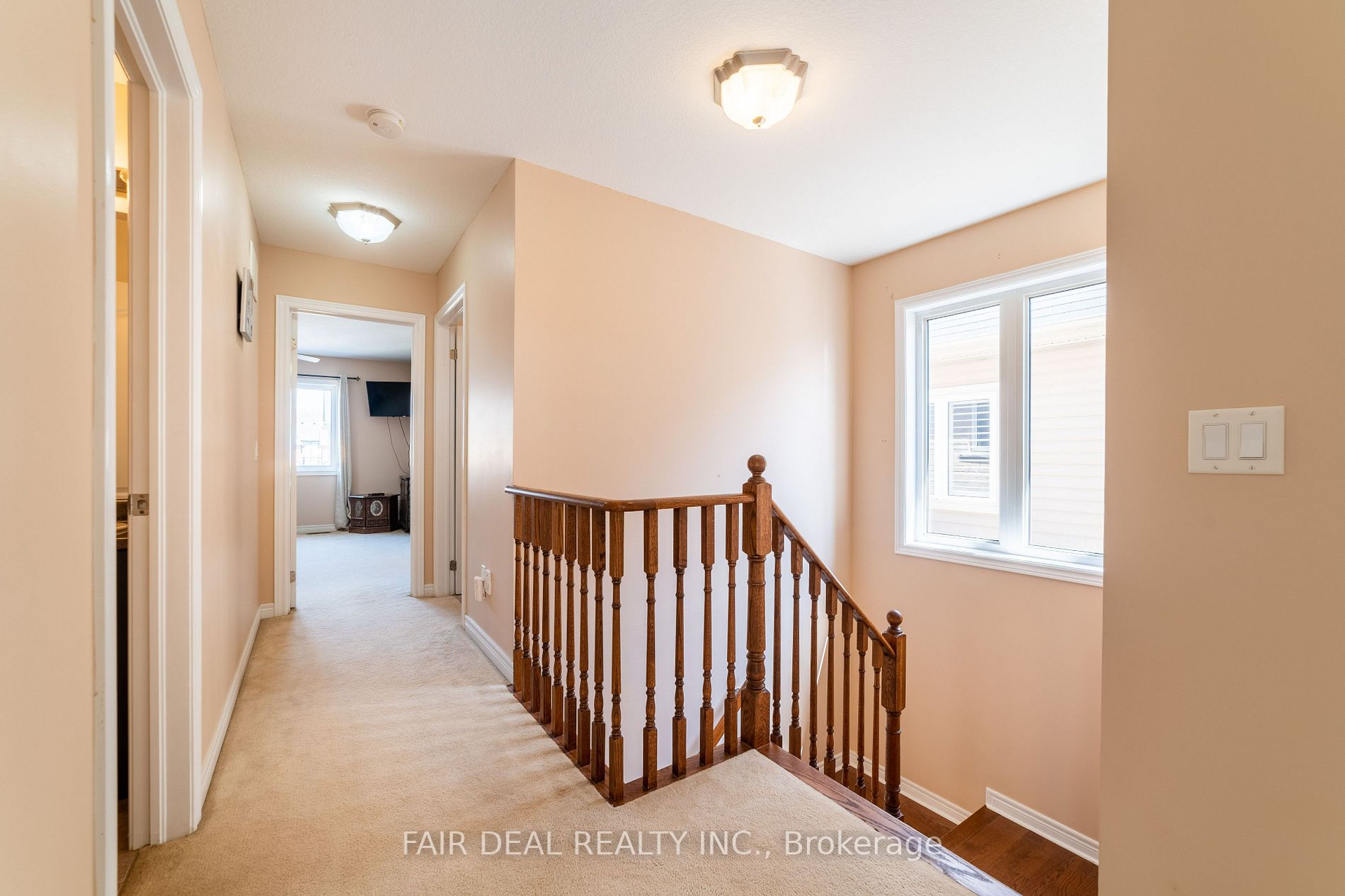 653 Baldwin Cres