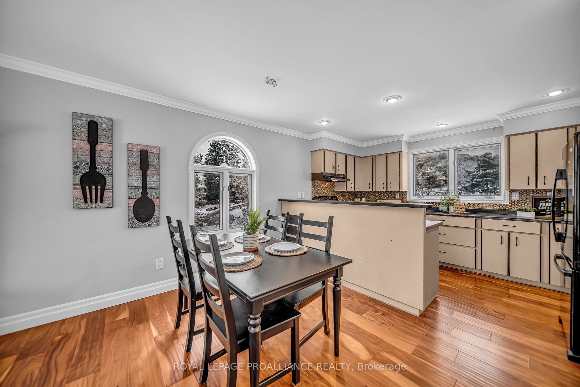 183 Elder Rd
