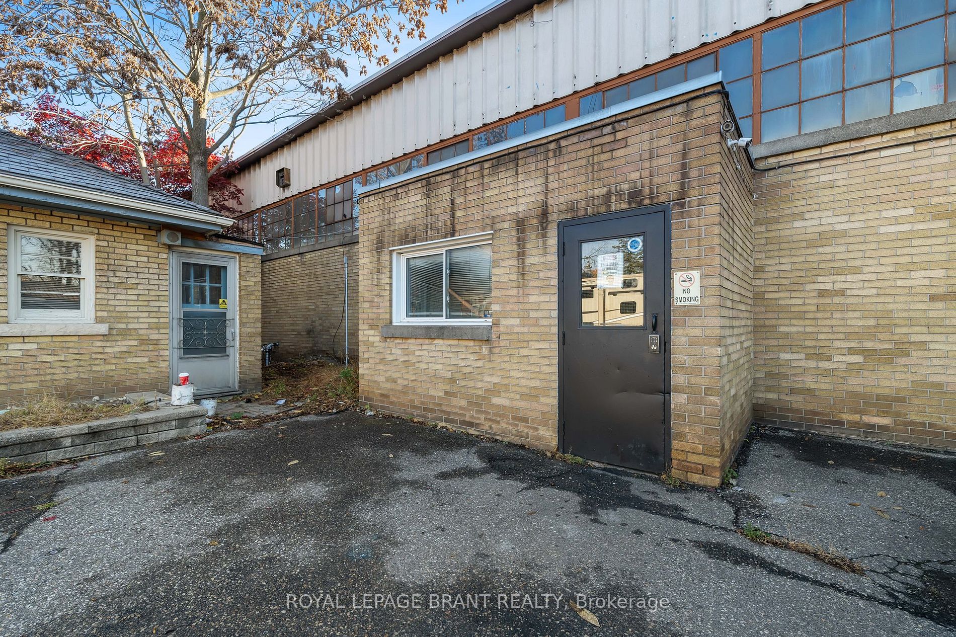 411 West St