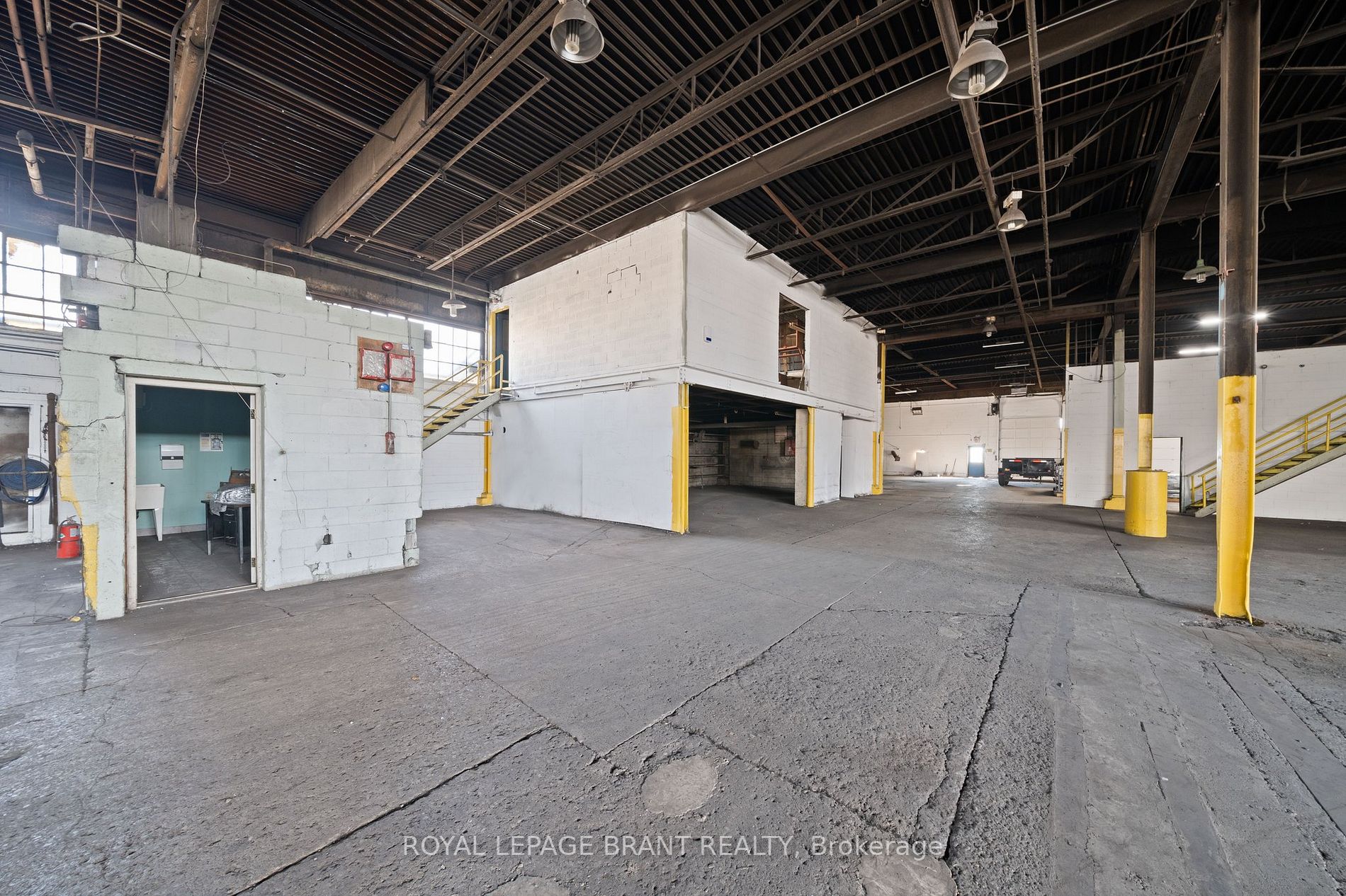 411 West St