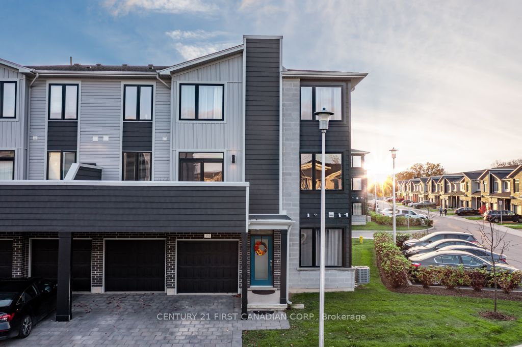 177 Edgevalley Rd, #197