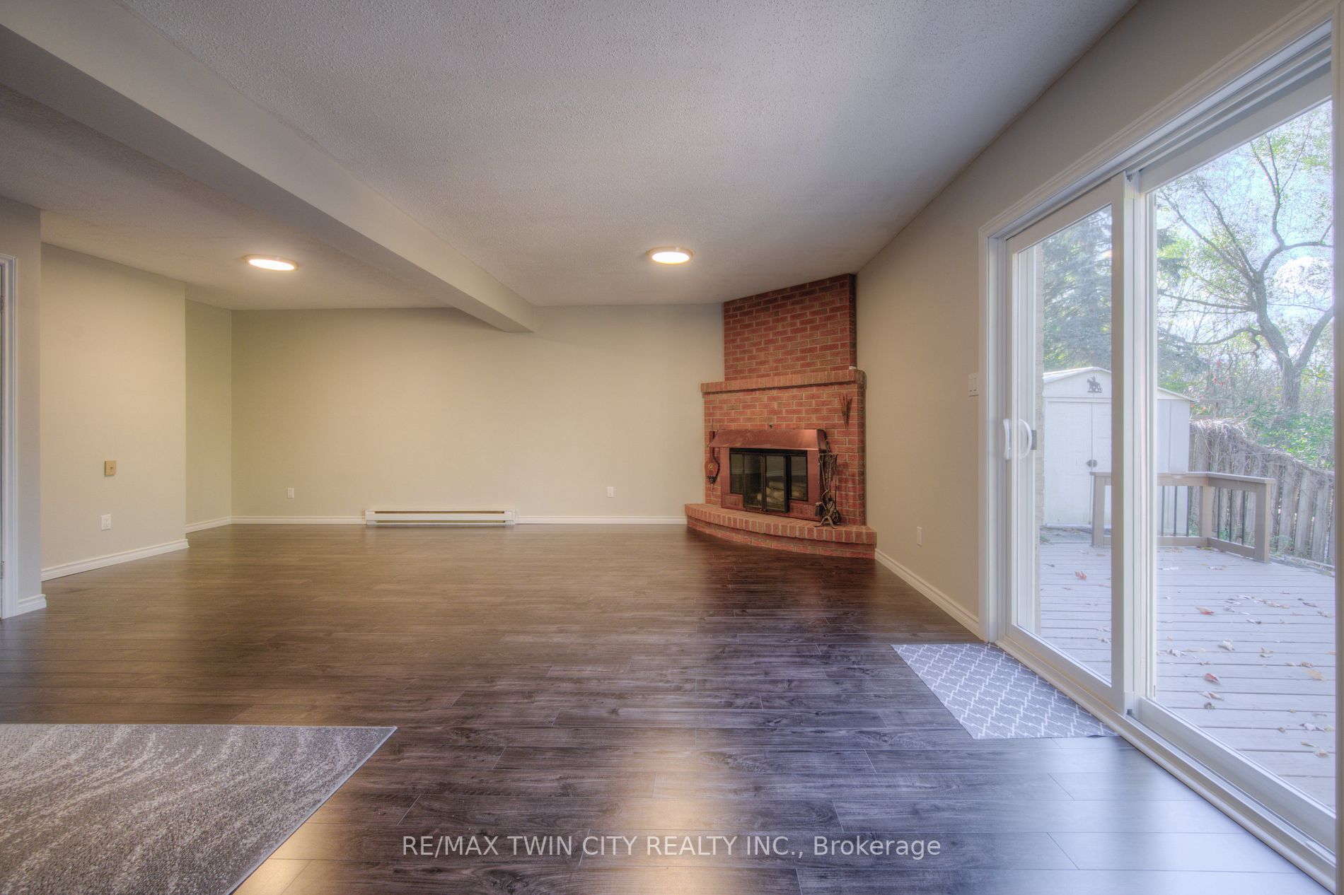 31 OLD CARRIAGE Drive