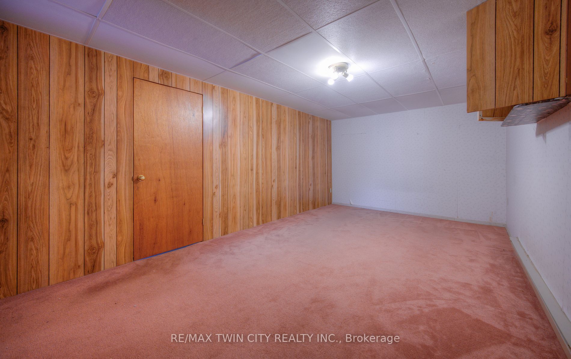 31 OLD CARRIAGE Drive