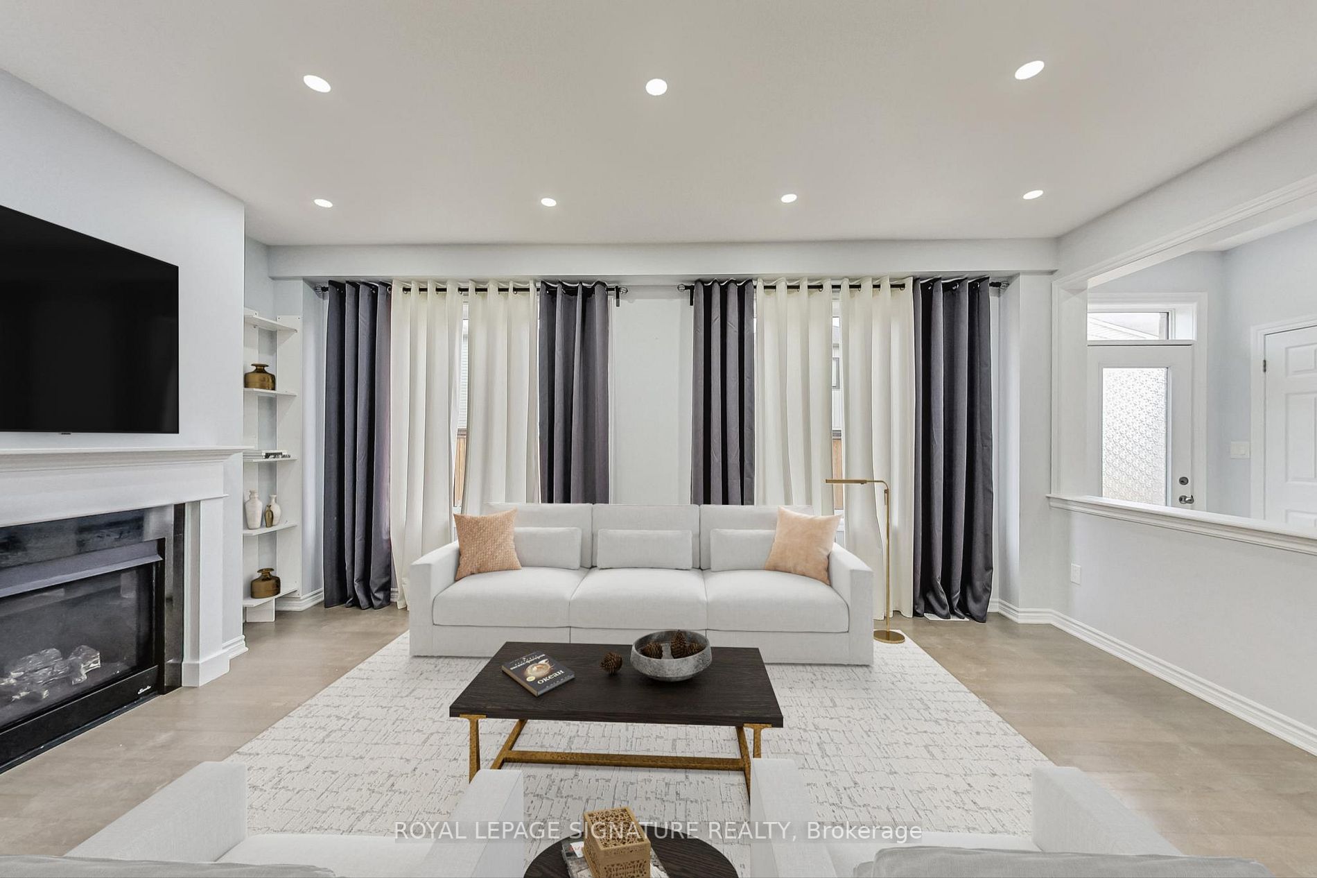 22 Larry Crescent