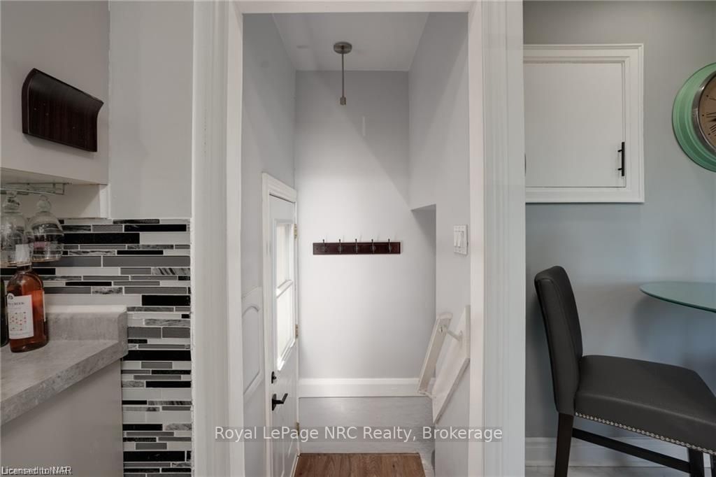 1 Keating St