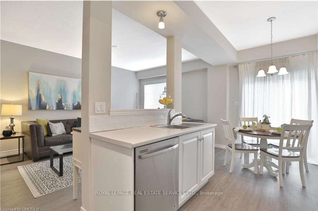 17 White Star Lane