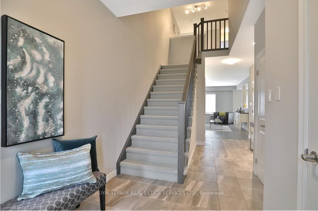 17 White Star Lane