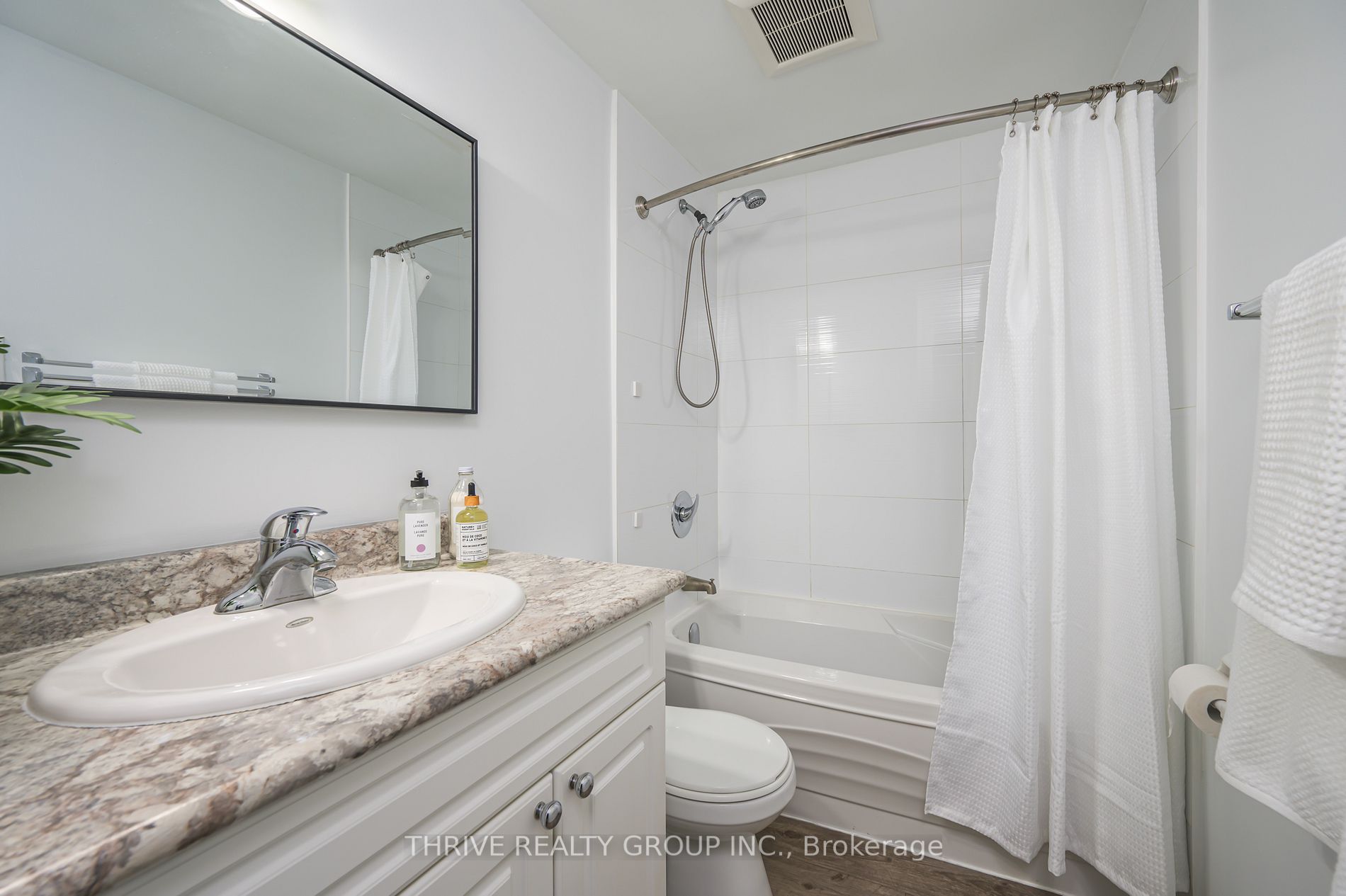 320 Westminster Ave, #50