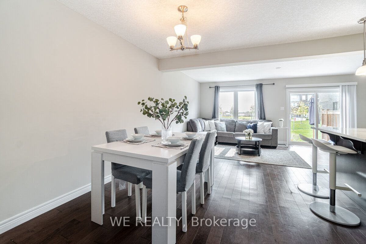 24 Lawson St, #28