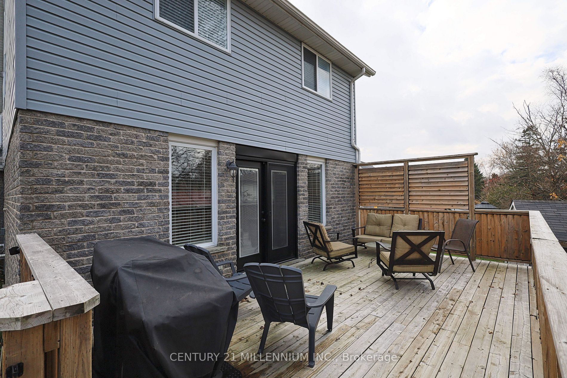 222 Franklyn St