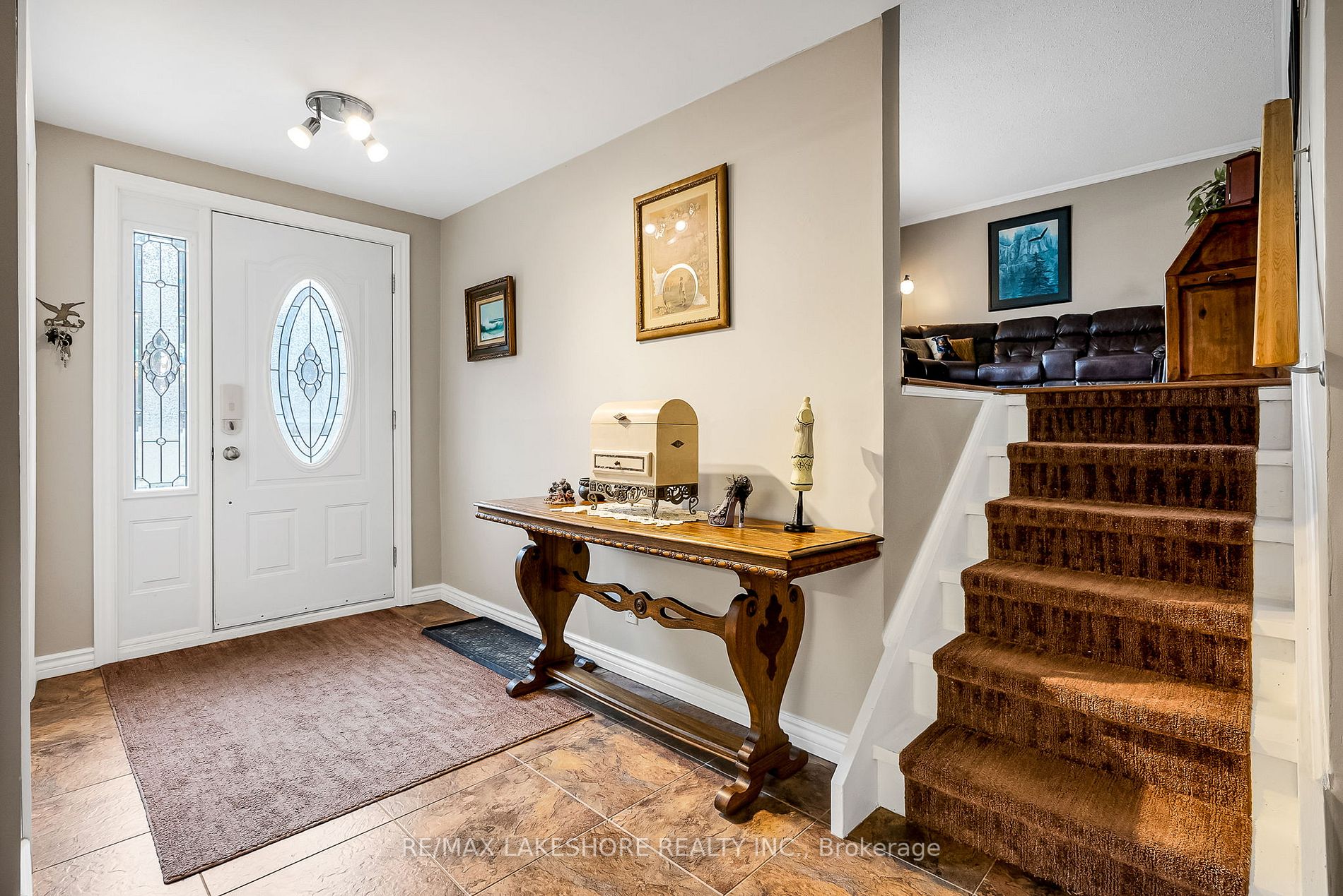 5147 Oak Hills Rd