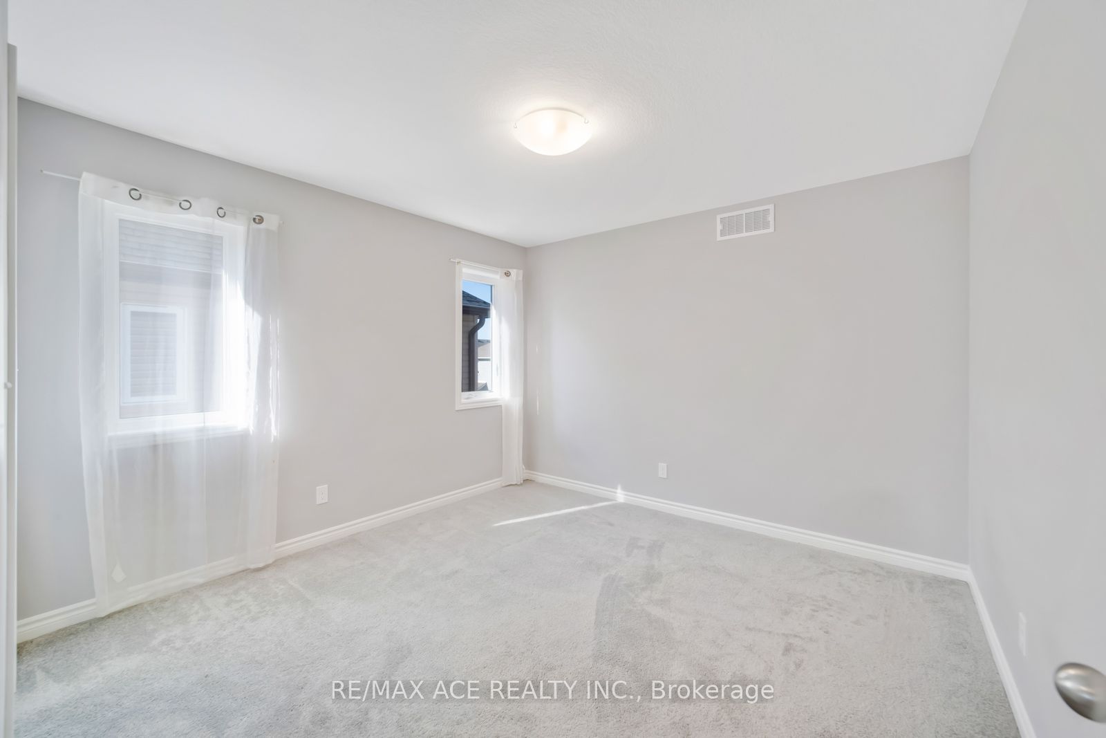 107 Honey St