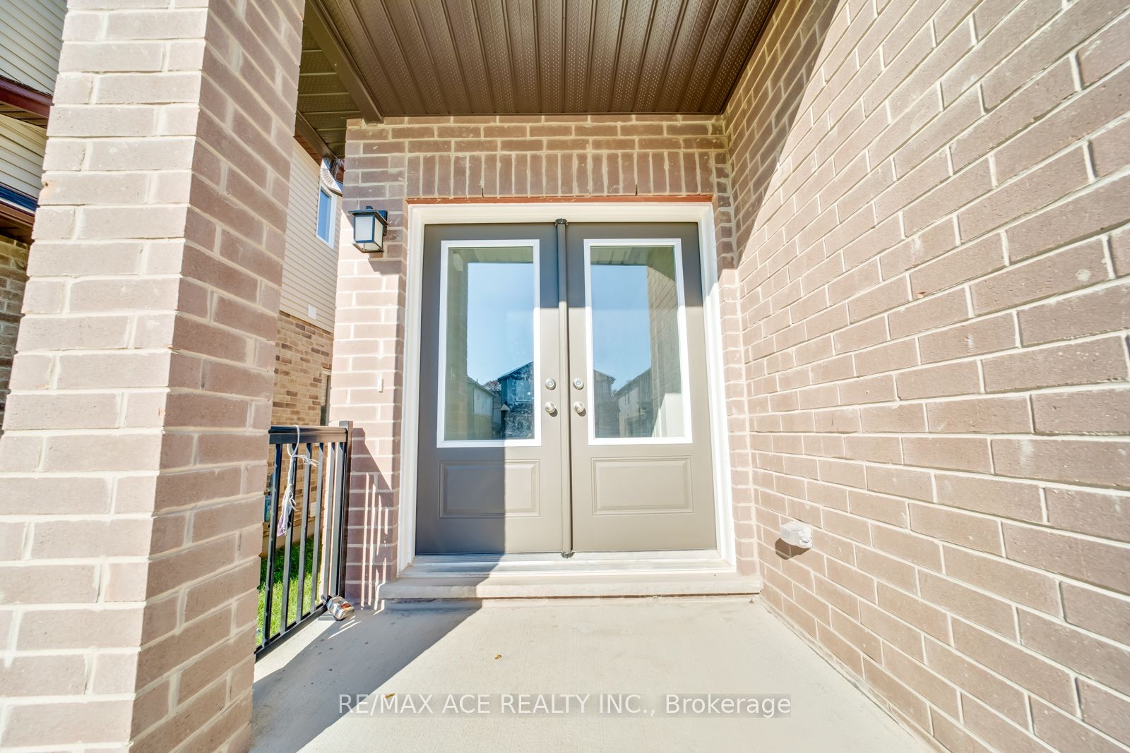 107 Honey St