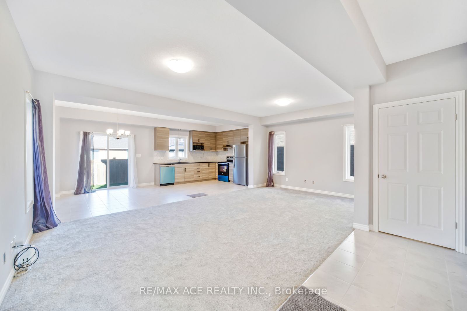 107 Honey St