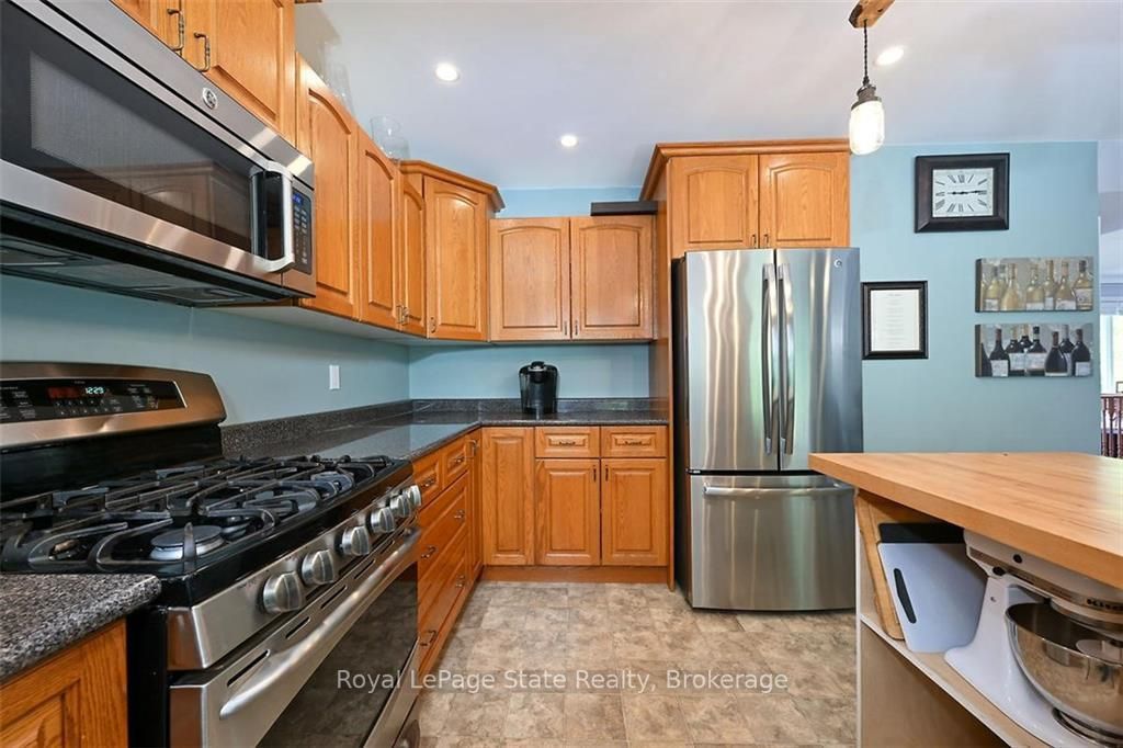 13 Geddes St