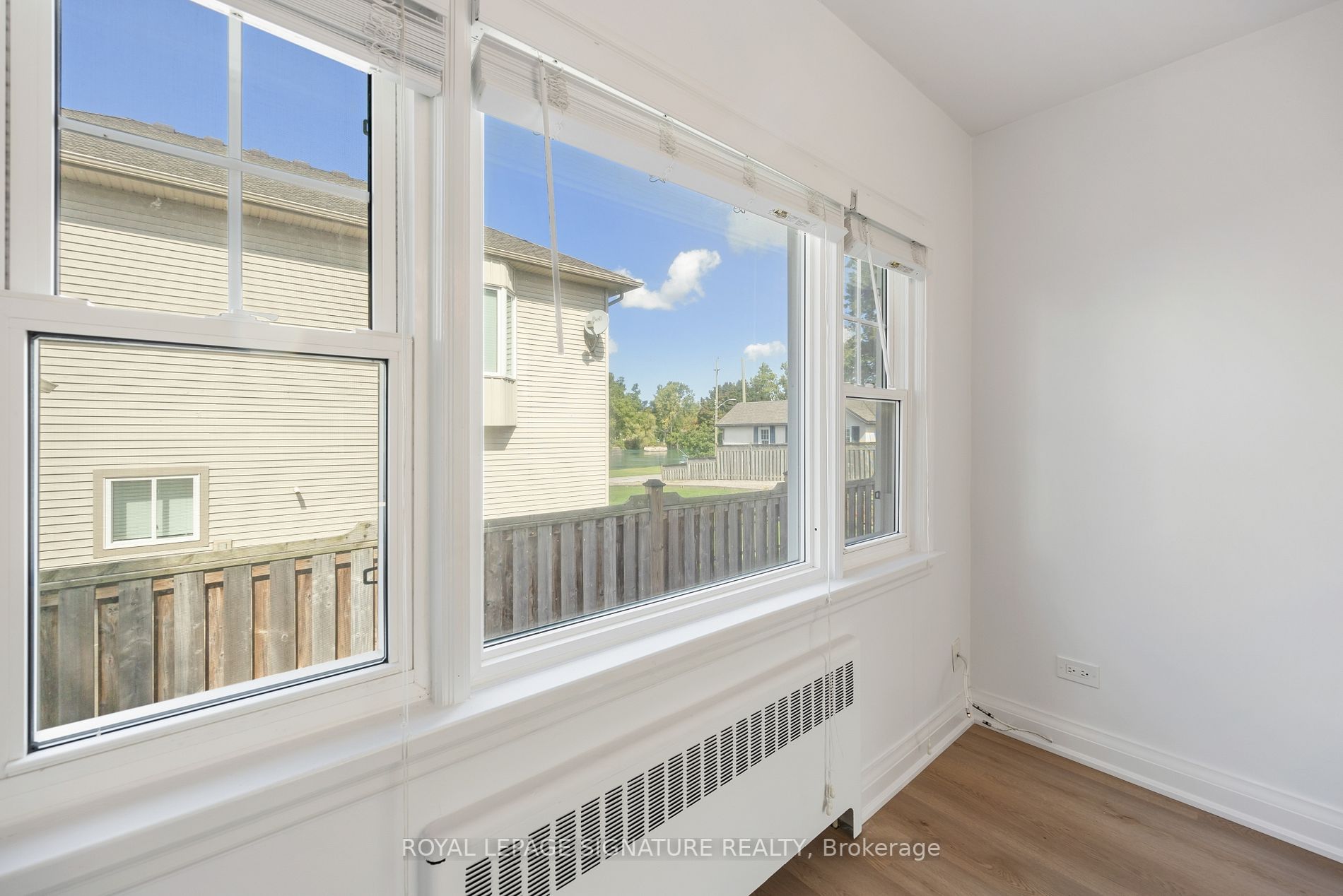 3893 Main St