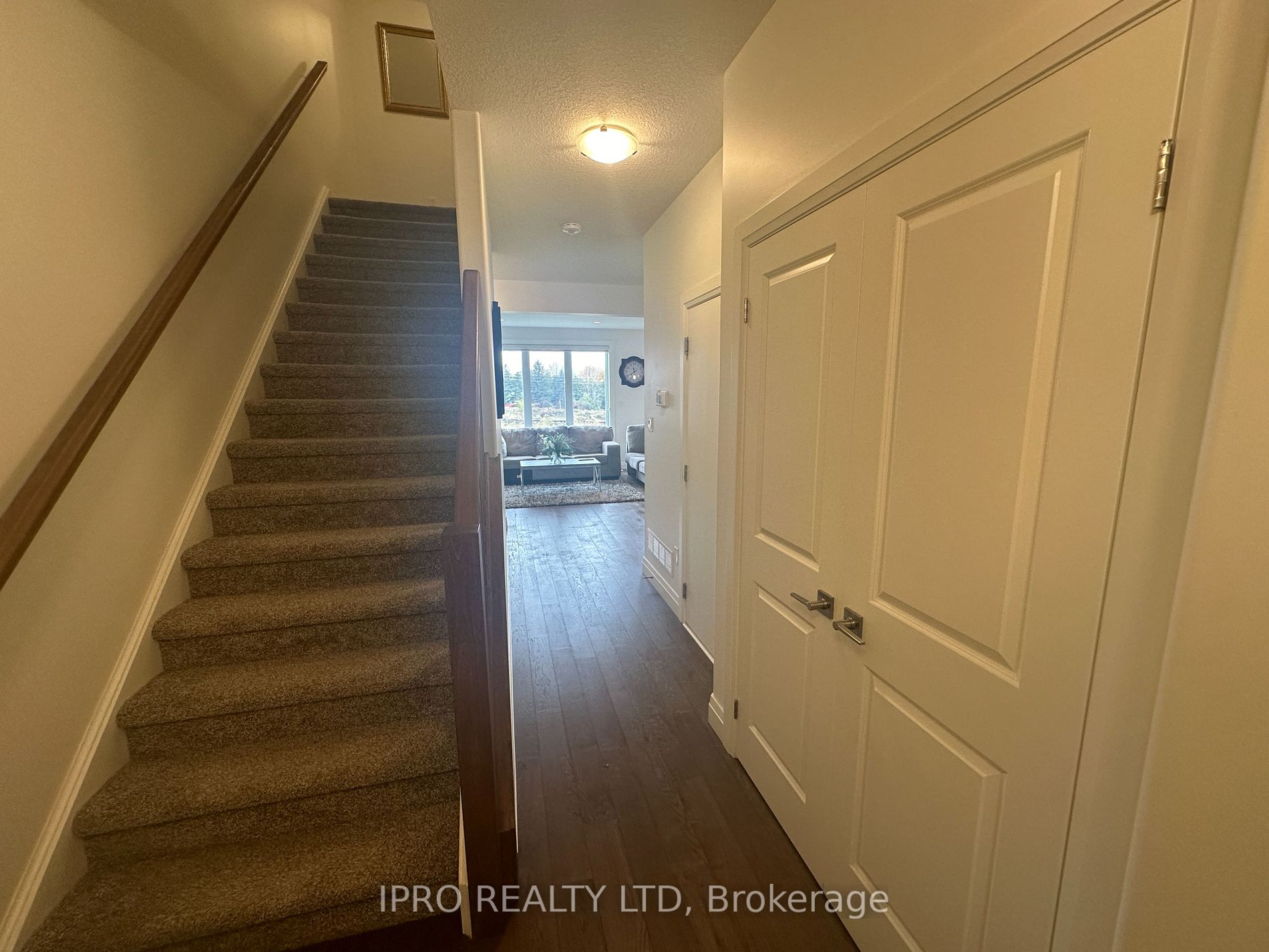 1021 Upperpoint Ave