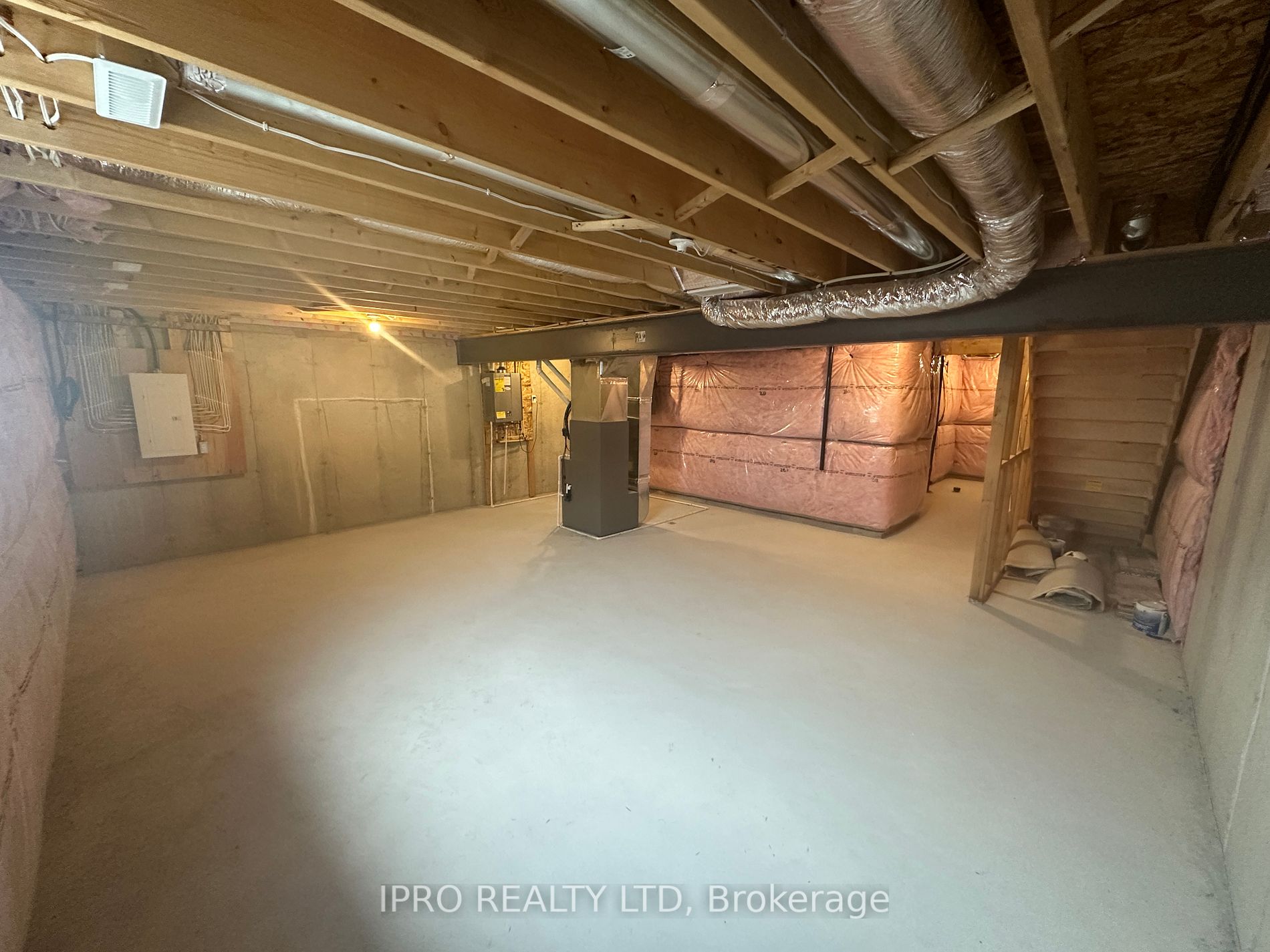 1021 Upperpoint Ave