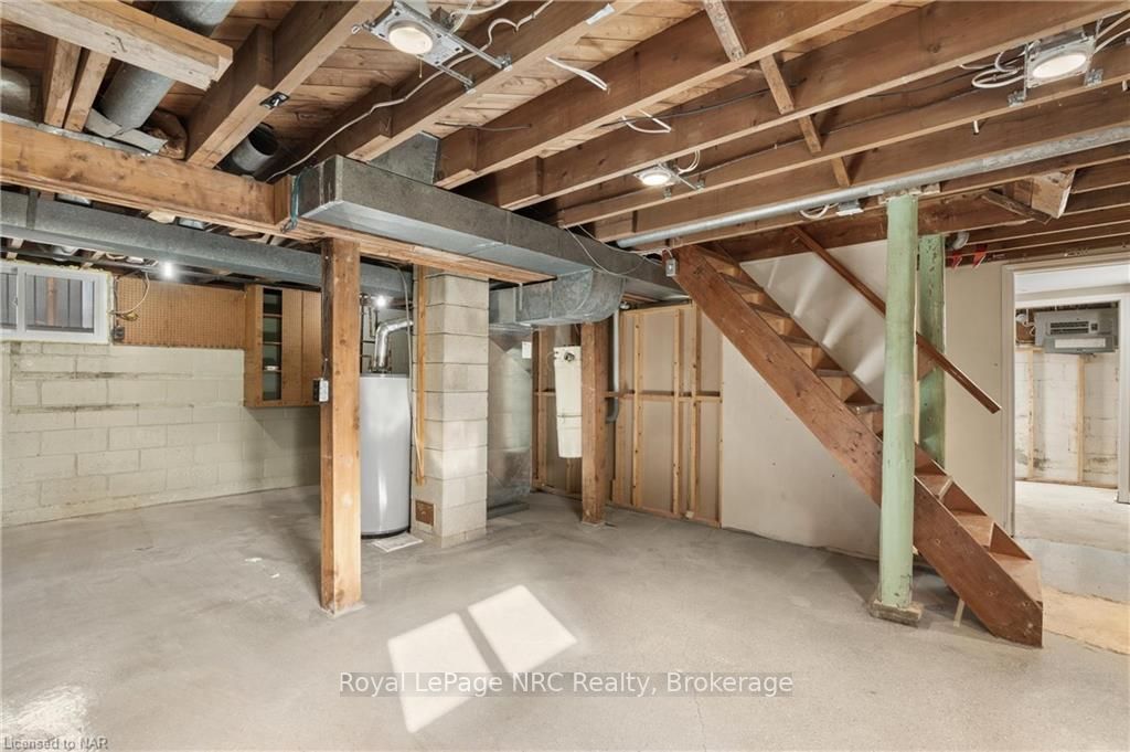 37 Keswick St