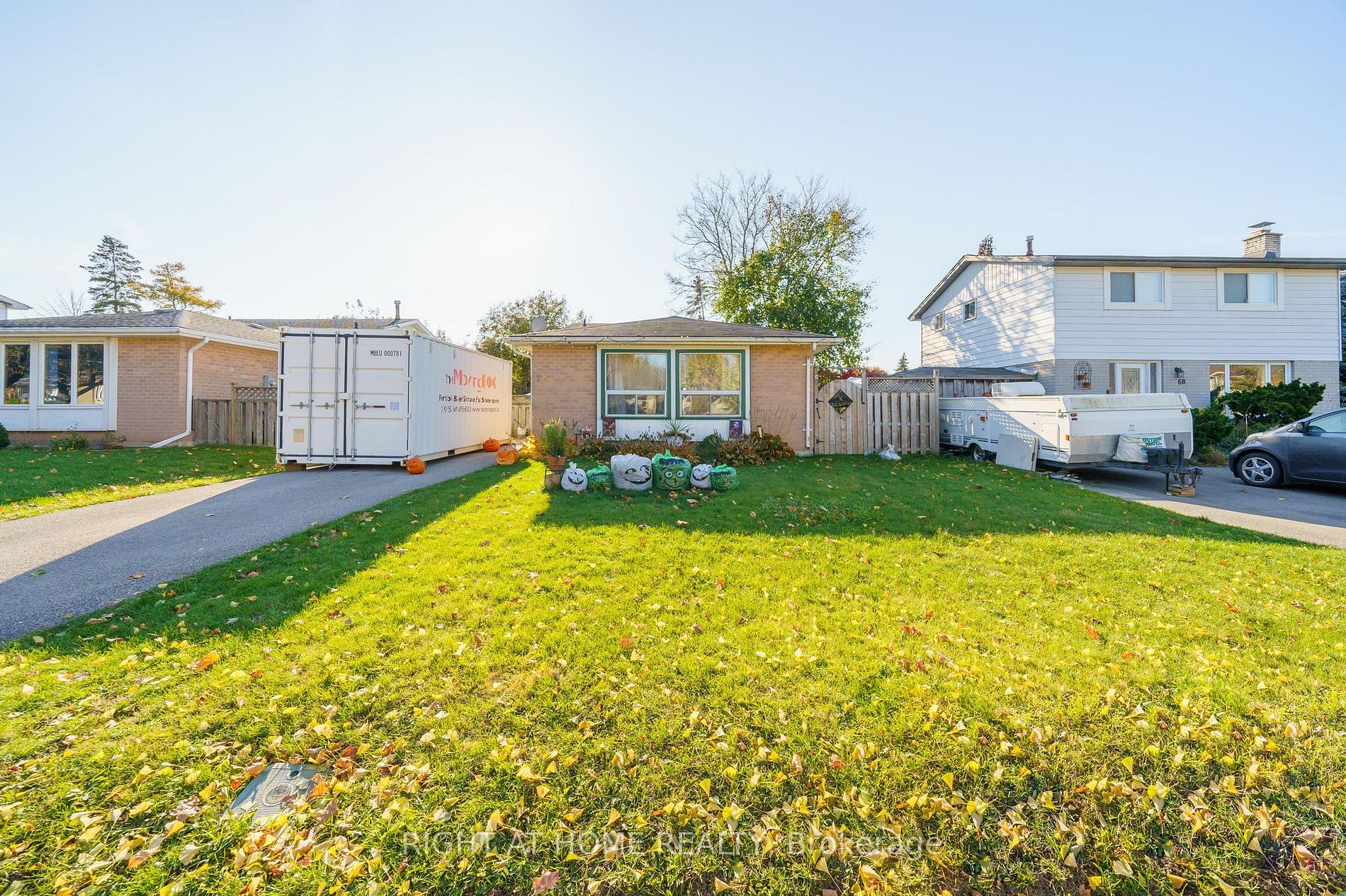 70 Woodlawn Ave