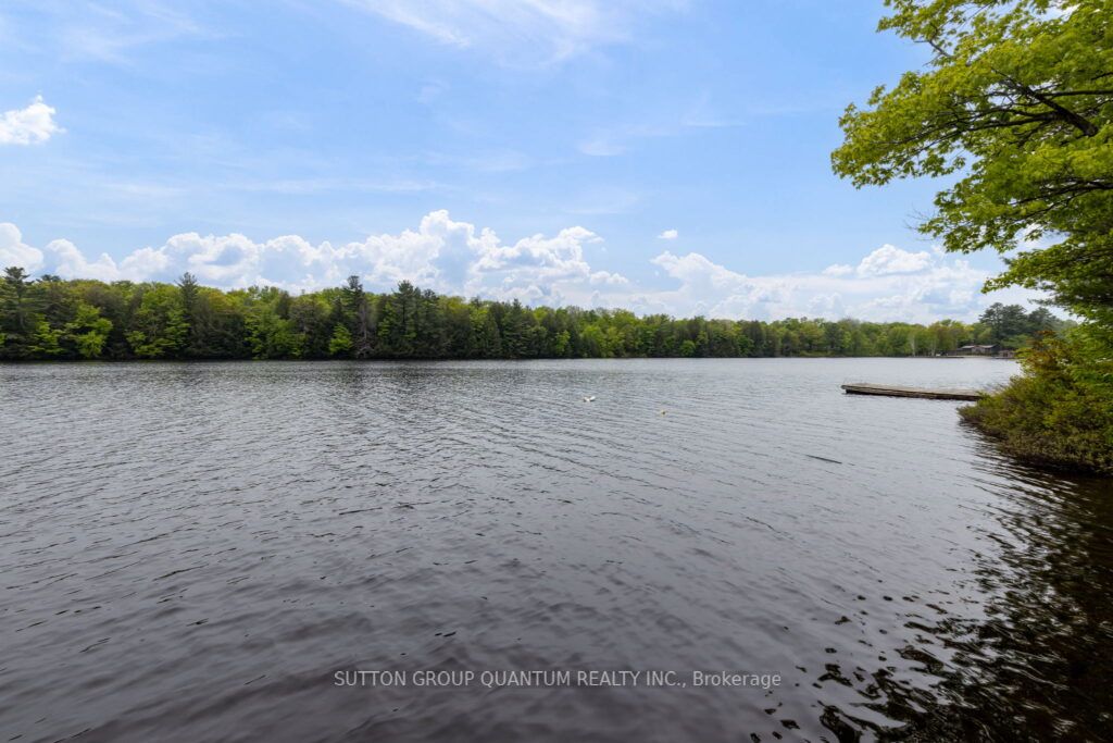 24 Hawkins Point Rd
