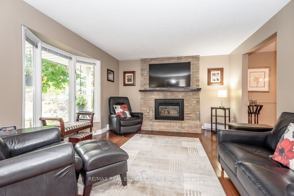 46 Mcelderry Rd