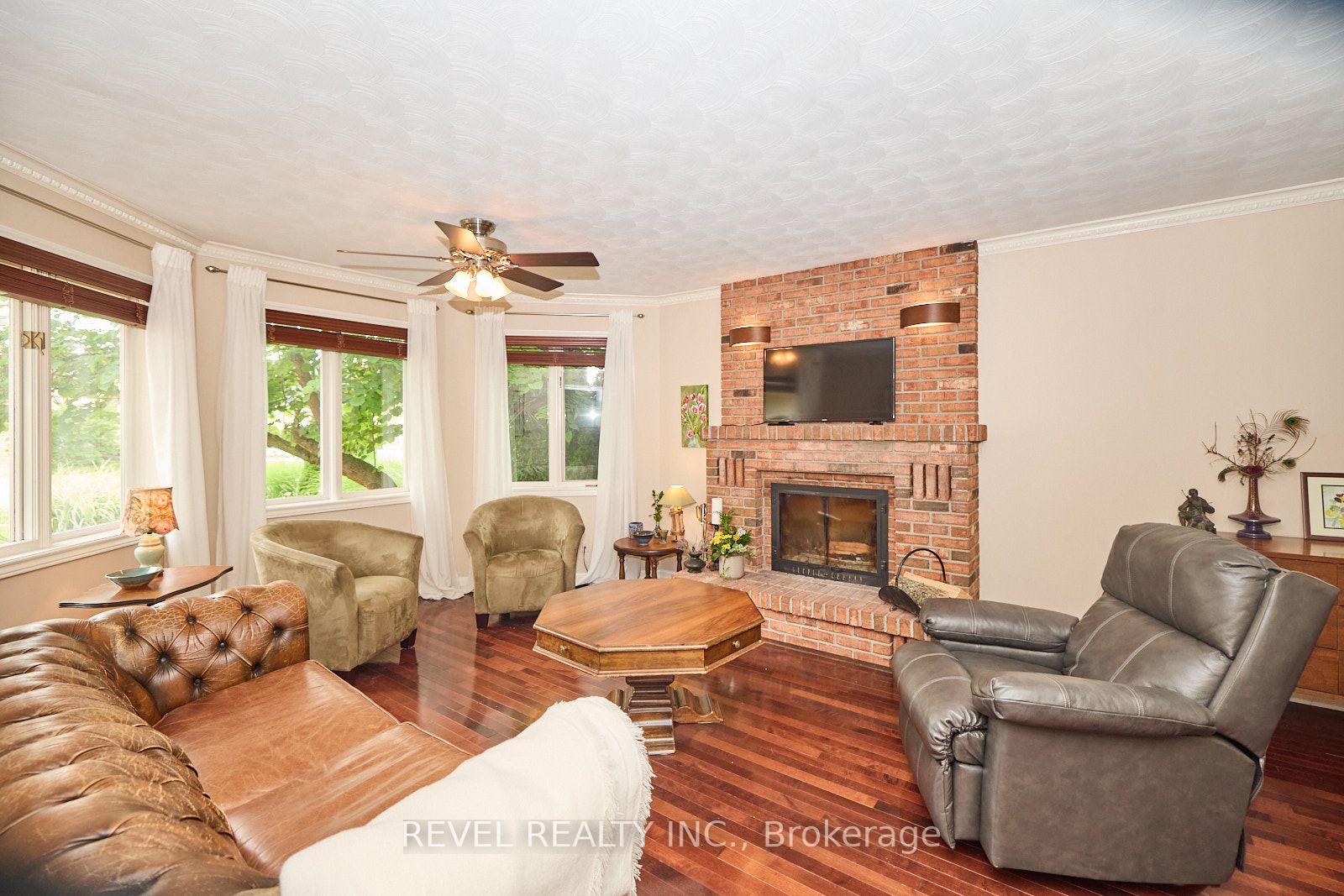 206 Central Ave